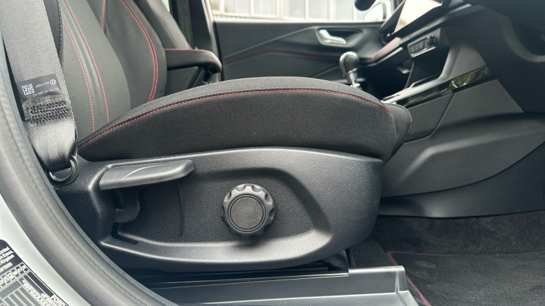 Ford Puma 1.0 EcoBoost Hybrid mHEV ST-Line 5dr Petrol Hatchback